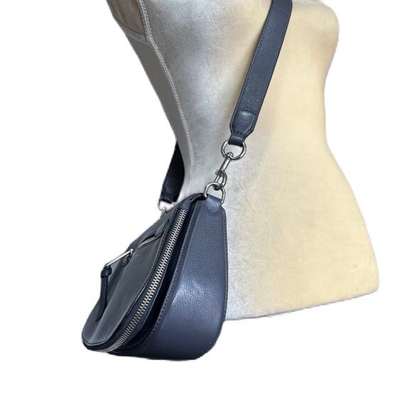 ★‎ EUC Marc Jacobs Recruit Nomad Saddle Gray Crossbody Bag - Picture 2 of 13